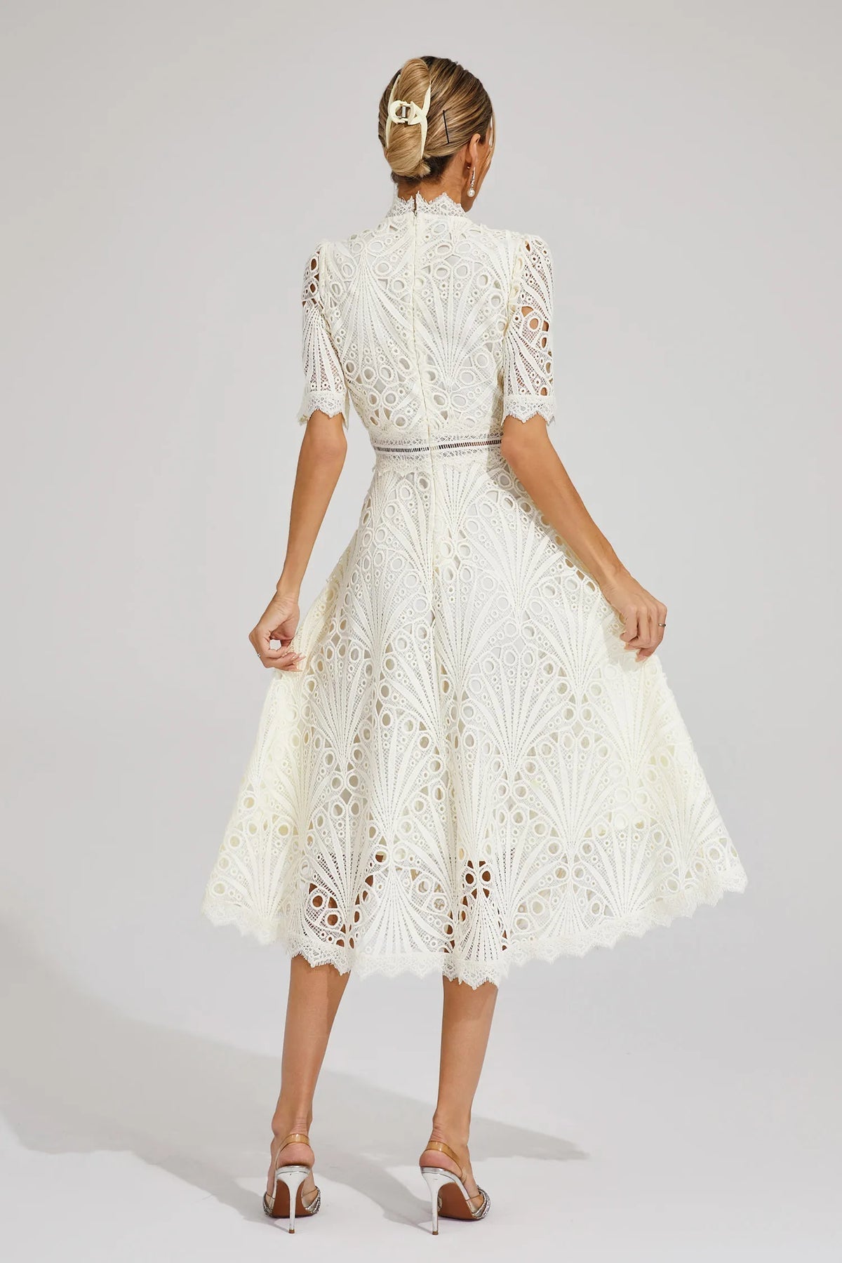 Violette™| Robe avec Broderie Florale