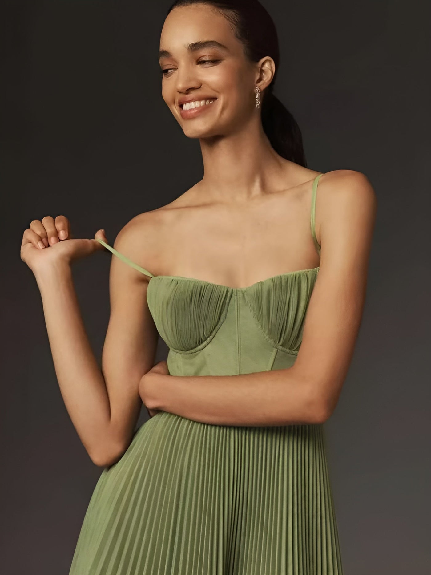 Veronika™ | Élégante Robe Olive