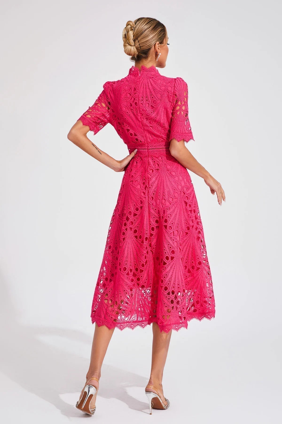 Violette™| Robe avec Broderie Florale